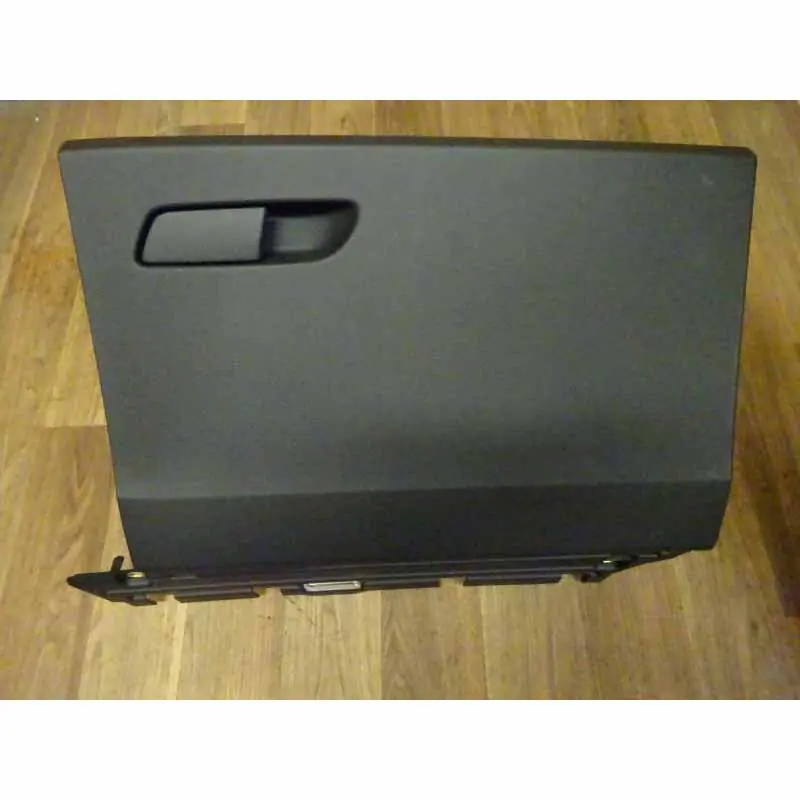 Top Prodej kastlík spolujezdce AUDI Q5 80A80B85703580B857035A6PS