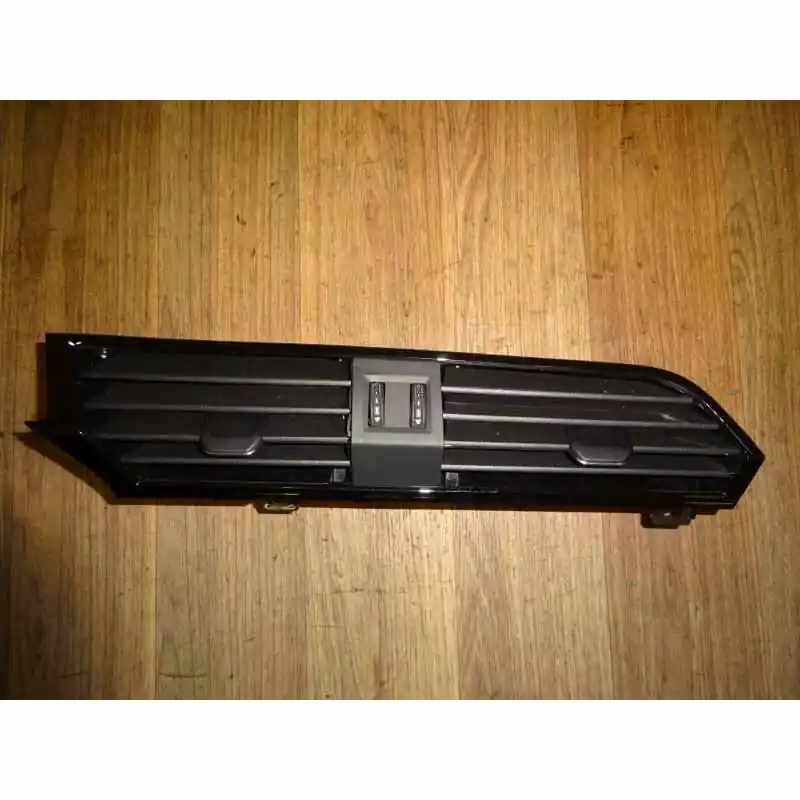 Ihned K Objednání výdechy ventilace střed AUDI Q3 83A83B8209036PS