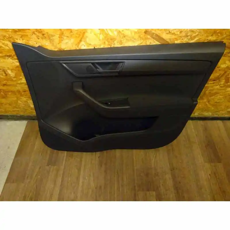 tapecírunk dveří pravý přední ŠKODA Fabia III 6V06V1867014JFKK Hit Sezóny