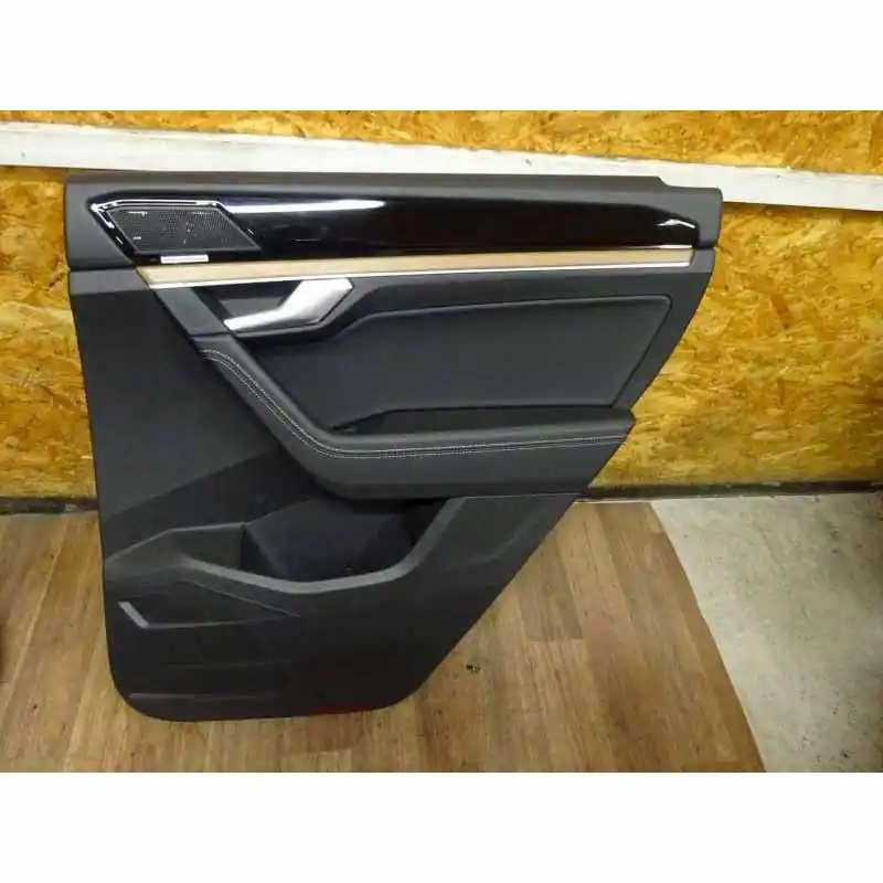 Akční Nabídka tapecírunk dveří pravý zadní VW Touareg III 760760867212GRCZ