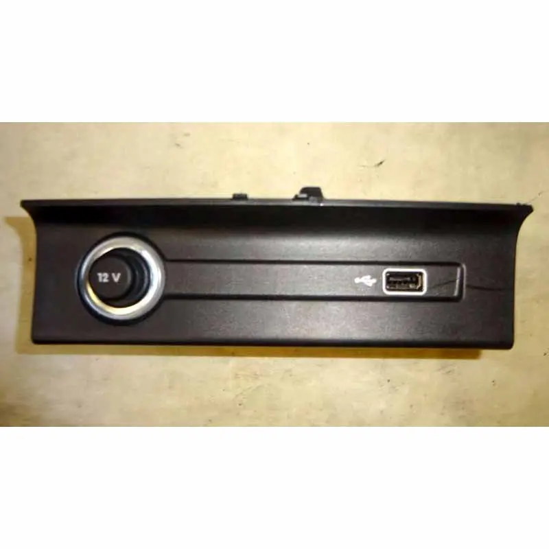 Finální Výprodej krytka do středového tunelu + USB ŠKODA Kodiaq 56557B8636179B9