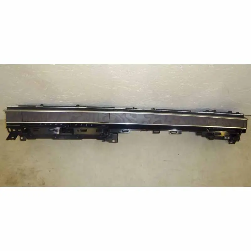 Akční Nabídka výdechy ventilace střed + pravý + dekor AUDI A8 4N04N18209024N18209514N1857212E2YA