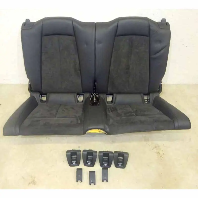 interiér - sedadla/lavice zadní- lehce otlačené AUDI TT 8S0 S-line Coupé Pouze Dnes