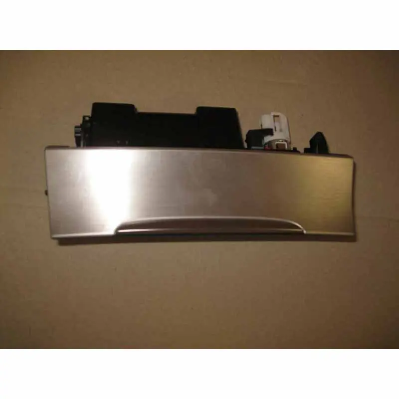 Akční Cena dekorace palubní desky - popelník VW Passat B7 3AA3C0863284KPD4 (brouš. hliník)