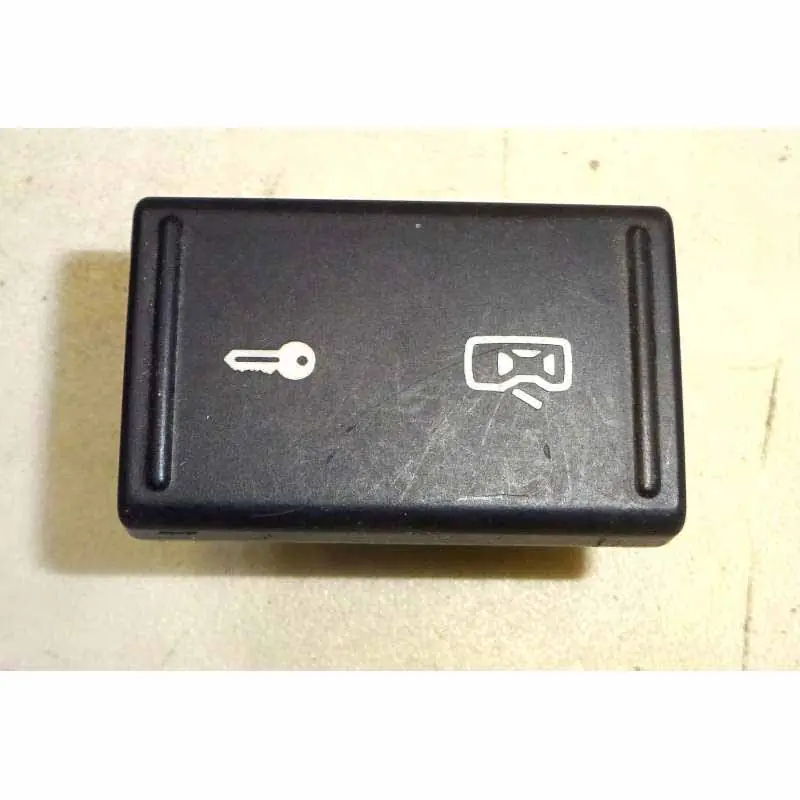 Ověřený spínač zamykání dveří ŠKODA Fabia II 5J0 (lift) Roomster 5J75J09621255J0962125A