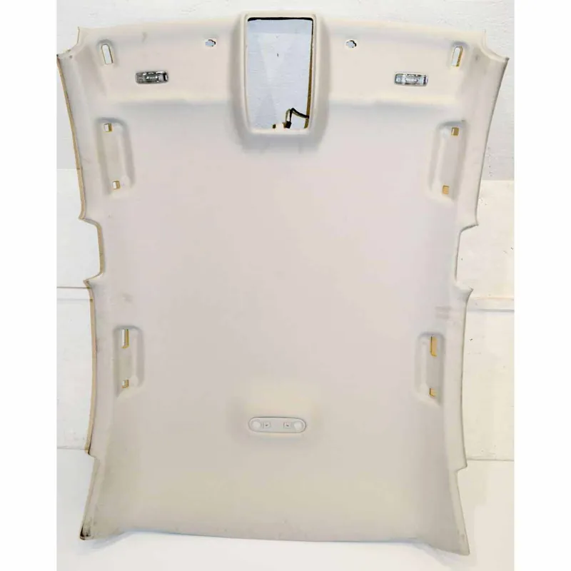 stropnice AUDI A4 8K0 sedan8K5867501V39 - lehce poškozená Značkový