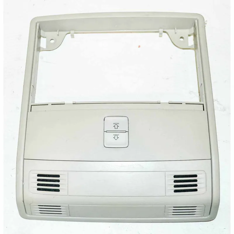 rámeček předního stropního světla ŠKODA Superb III 3V03V08684873V0868487A Cenový Hit