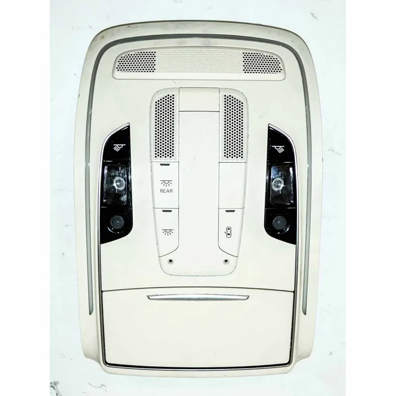 stropní světlo přední AUDI A8 4H04H0947135ABF1 - poškrábané Ověřený