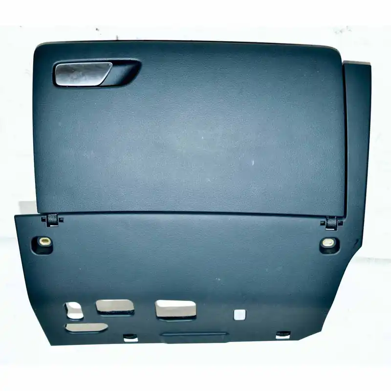 kastlík spolujezdce AUDI A3 8V08V1857035B6PS Sleva