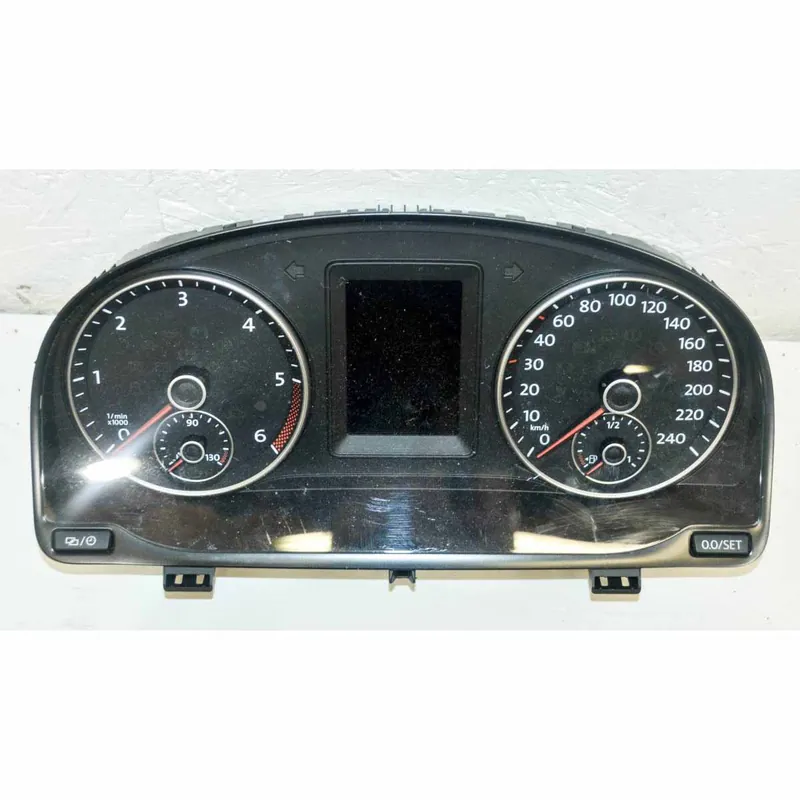 Víkendová Akce přístroje VW Caddy 2K0 2,0 TDi2K0920866C