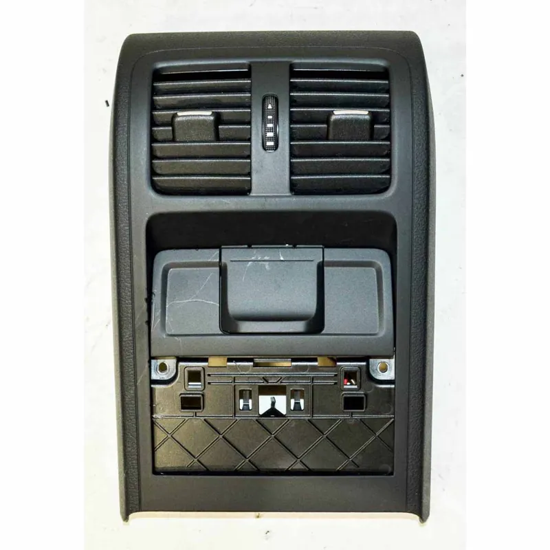 zadní kryt středového tunelu + výdechy VW Passat CC 3C8 lift3AA864298TKK - poškozený Ověřený