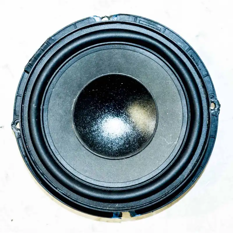 reproduktor basový přední levý/pravý ŠKODA Citigo 1S01S0035453A - lehce poškozený Omezená Nabídka