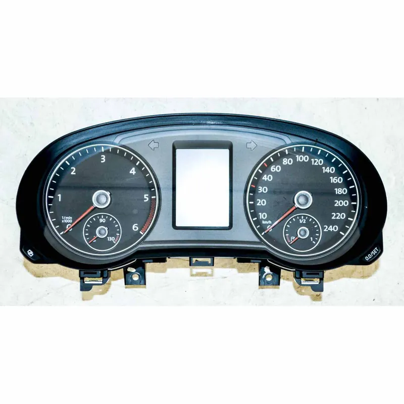 Výhodná Nabídka přístroje VW Sharan 7N0 2,0 TDi7N0920870E - lehce poškrábané sklo