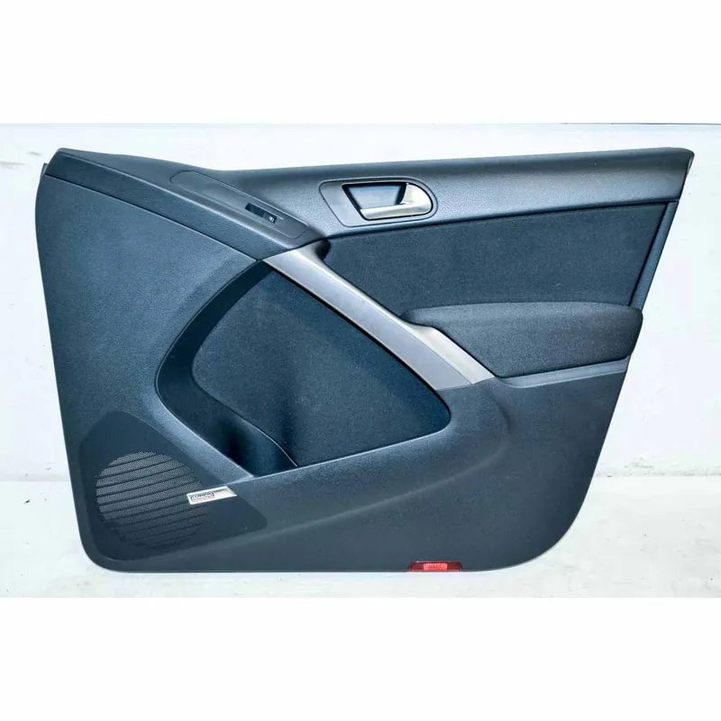 tapecírunk dveří přední pravý VW Tiguan 5N05N0867012BXNA Autentický