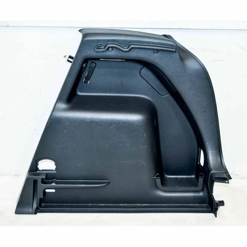 výplň kufru pravá VW Golf VI Plus 5M05M0867428P82V - lehce poškrábaná Tovární Cena