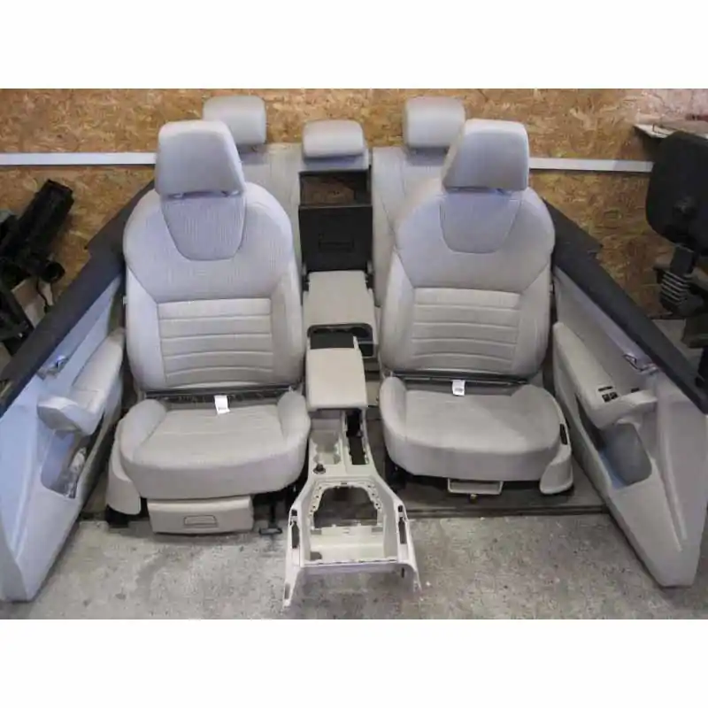 Nízká Cena interiér - všechna sedadla vyhřívaná, sedadla s pamětí ŠKODA Octavia III 5E0 combi