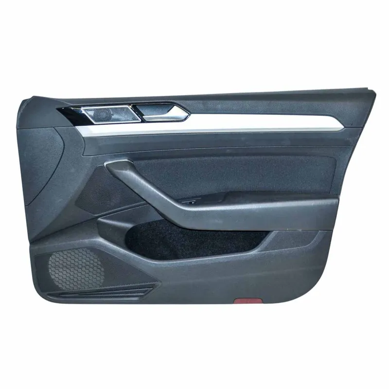 Zlevněný tapecírunk dveří přední pravý VW Passat B8 3G03G18670123G1867012E3G1867012PGRD