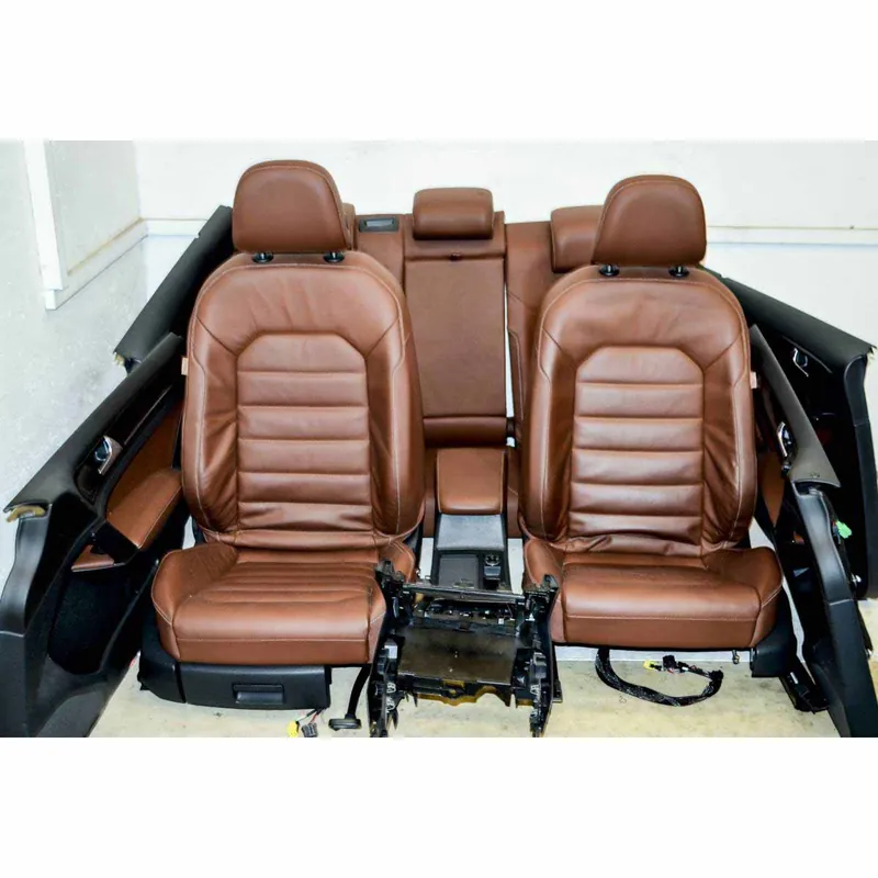 Top Prodej interiér - hnědá kůže, přední výhřev VW Golf VII 5G0 HB