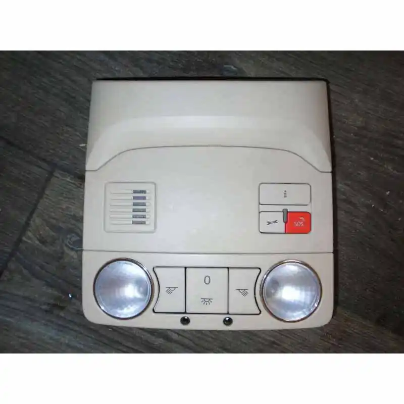 stropní světlo přední ŠKODA Octavia III lift 5E05E0947105FWNI Jen Po Omezenou Doba